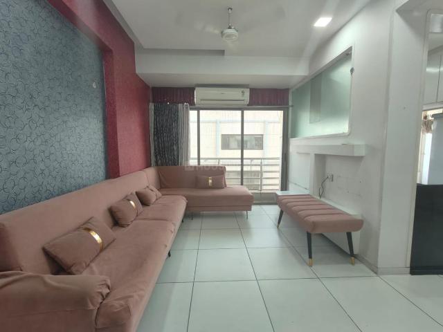 3 BHK Apartment in Naranpura for resale Ahmedabad. The reference number is 20001190