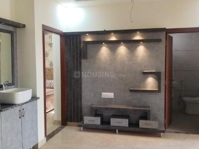3 BHK Apartment in Narayan Vihar for rent Jaipur. The reference number is 20504612