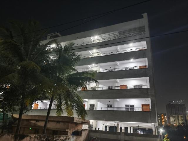 3 BHK Apartment in Narsingi for resale Hyderabad. The reference number is 13485629