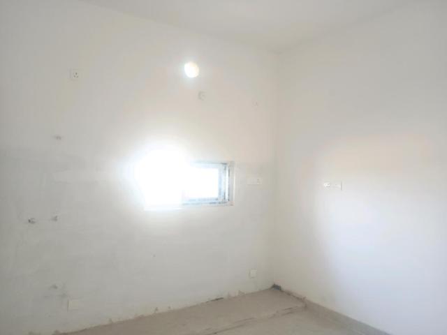 3 BHK Apartment in Narsingi for resale Hyderabad. The reference number is 18975182