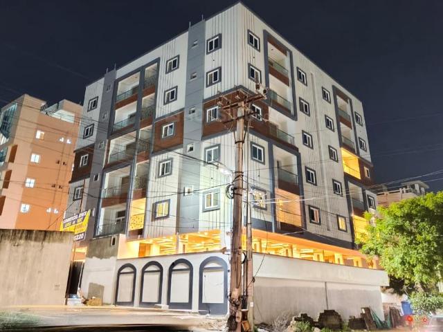 3 BHK Apartment in Narsingi for resale Hyderabad. The reference number is 18090800
