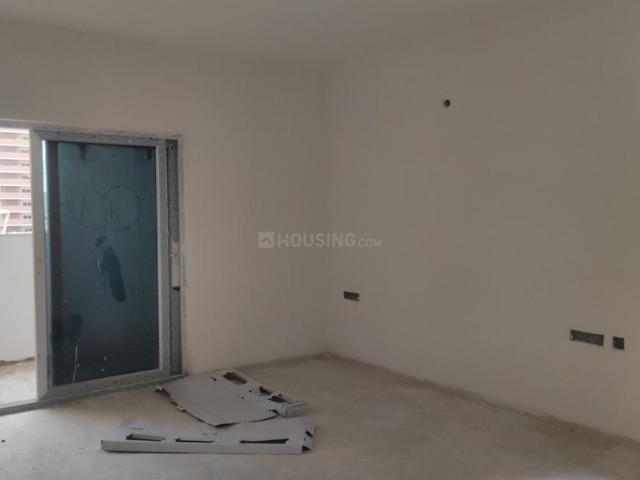 3 BHK Apartment in Narsingi for resale Hyderabad. The reference number is 19558585