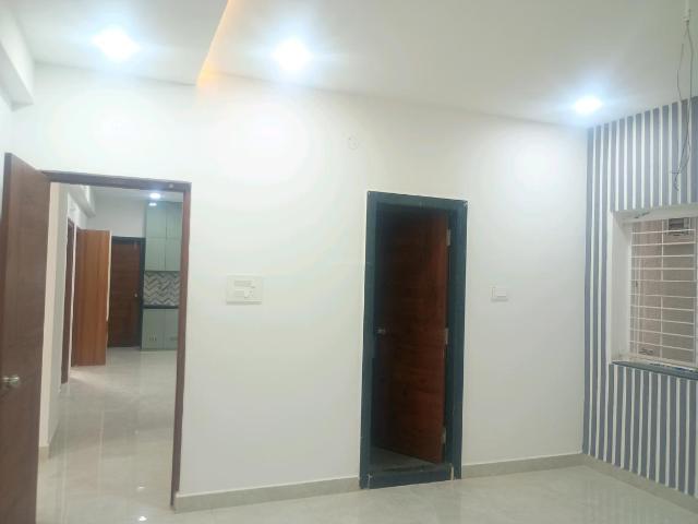 3 BHK Apartment in Narsingi for resale Hyderabad. The reference number is 19327849
