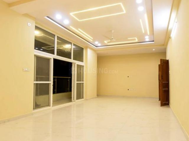 3 BHK Apartment in Narsingi for resale Hyderabad. The reference number is 20845807