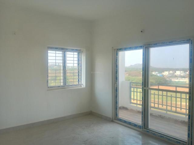 3 BHK Apartment in Narsingi for resale Hyderabad. The reference number is 20259906