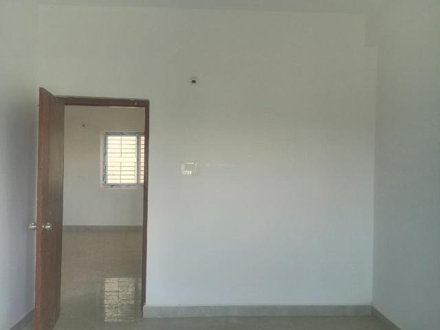 3 BHK Apartment in Narsingi for resale Hyderabad. The reference number is 20259937