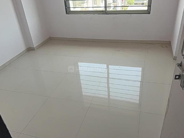 3 BHK Apartment in New Maninagar for resale Ahmedabad. The reference number is 20240386