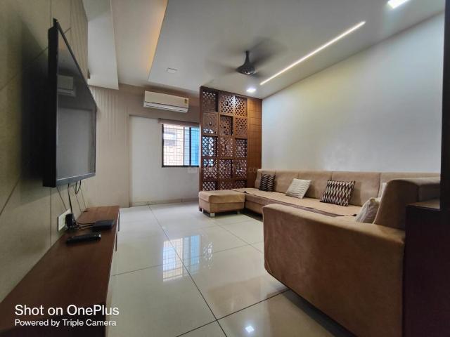 3 BHK Apartment in New Alkapuri for rent Vadodara. The reference number is 20913502