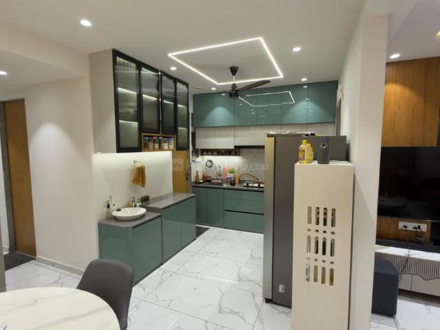 3 BHK Apartment in New Alkapuri for resale Vadodara. The reference number is 20305783