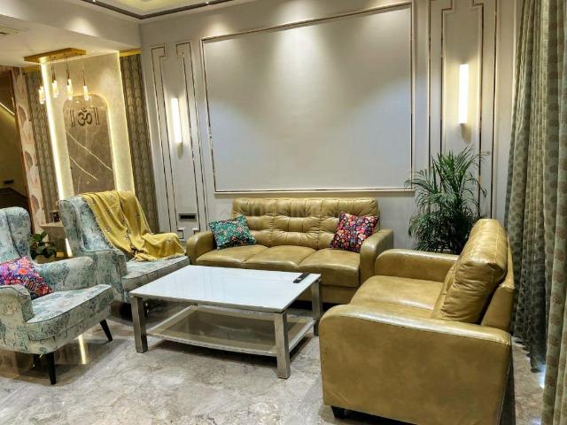 3 BHK Apartment in New Town for rent Kolkata. The reference number is 17632731