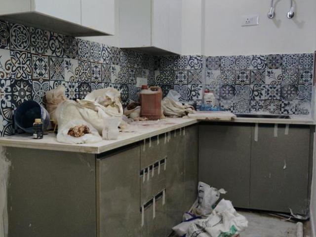 3 BHK Apartment in Neb Sarai for resale New Delhi. The reference number is 16104967