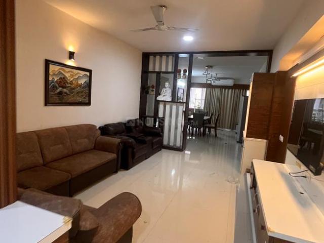 3 BHK Apartment in Nipania for rent Indore. The reference number is 19777669