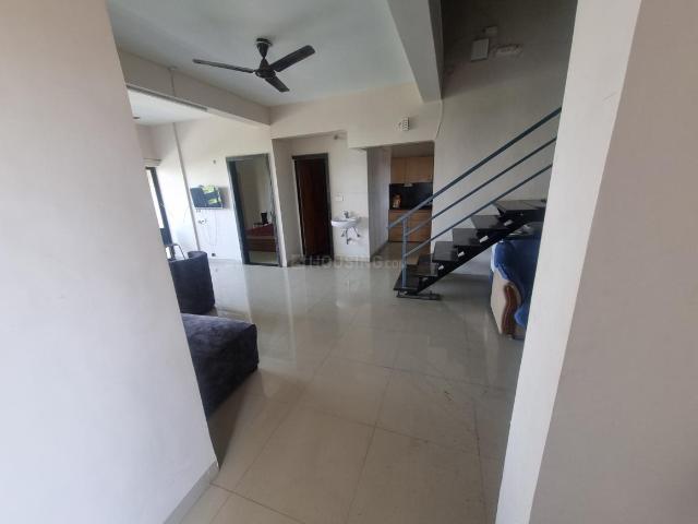 3 BHK Apartment in Nipania for rent Indore. The reference number is 19800583