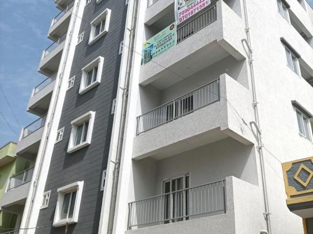 3 BHK Apartment in NRI Layout for resale Bengaluru. The reference number is 19390686