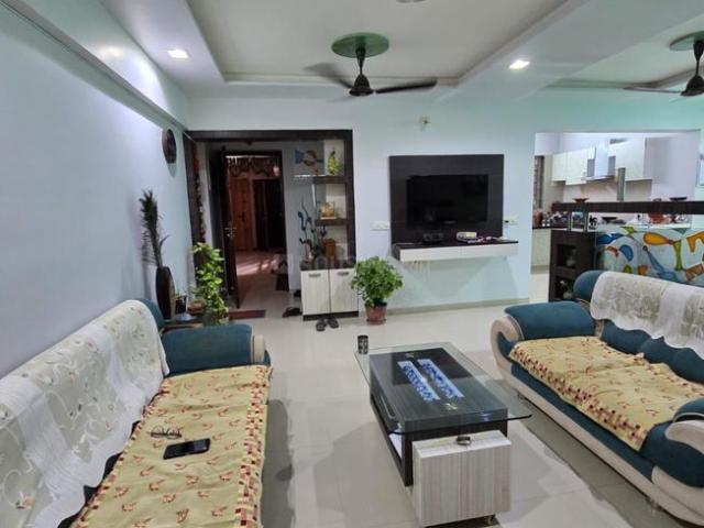 3 BHK Apartment in South Bopal for rent Ahmedabad. The reference number is 19831240