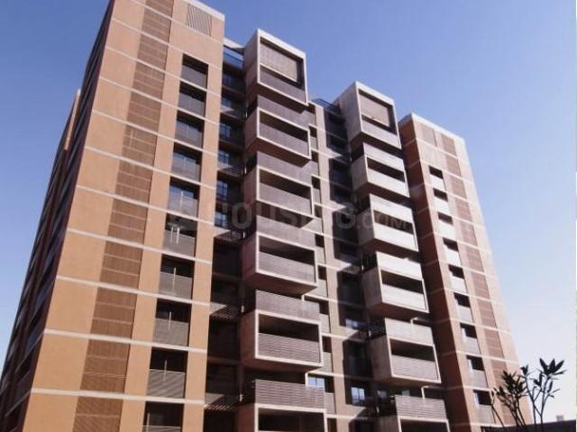 3 BHK Apartment in South Bopal for rent Ahmedabad. The reference number is 20086260