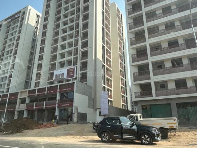 3 BHK Apartment in South Bopal for resale Ahmedabad. The reference number is 19550957