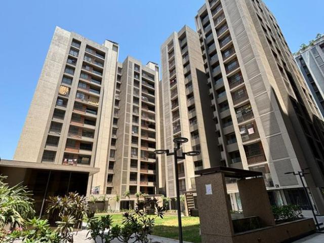 3 BHK Apartment in South Bopal for resale Ahmedabad. The reference number is 20120567