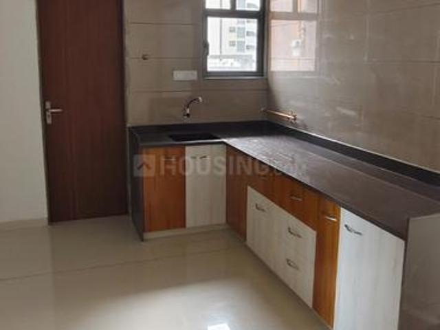 3 BHK Apartment in Sola for rent Ahmedabad. The reference number is 19817367