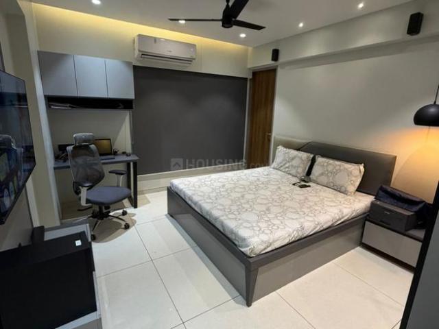 3 BHK Apartment in Sola for rent Ahmedabad. The reference number is 19905215
