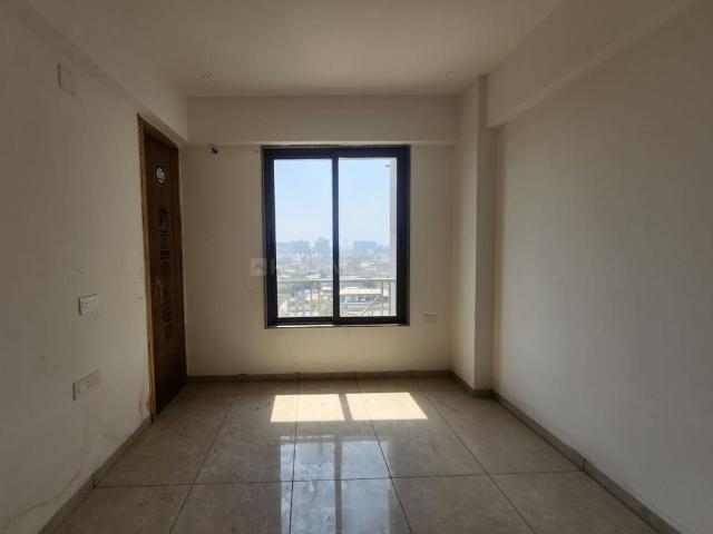 3 BHK Apartment in Sola for rent Ahmedabad. The reference number is 20432247