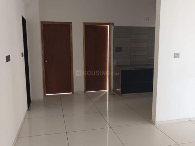 3 BHK Apartment in Sola for rent Ahmedabad. The reference number is 20804122