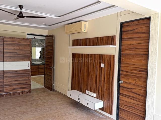 3 BHK Apartment in Sola for rent Ahmedabad. The reference number is 20019767