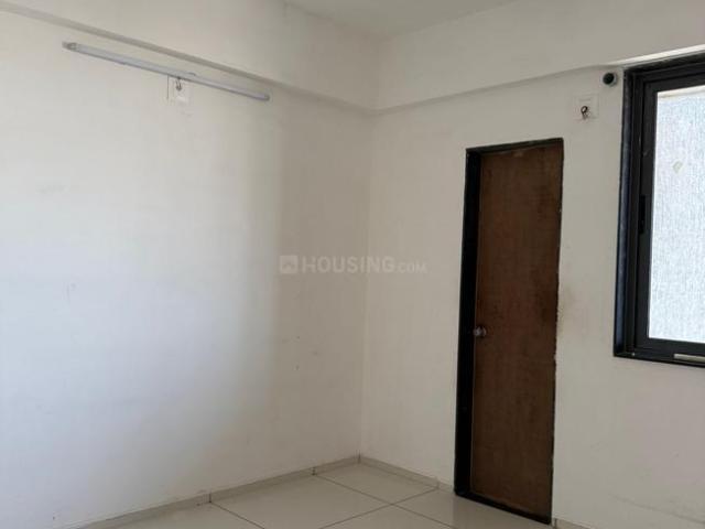 3 BHK Apartment in Sola for rent Ahmedabad. The reference number is 20071763