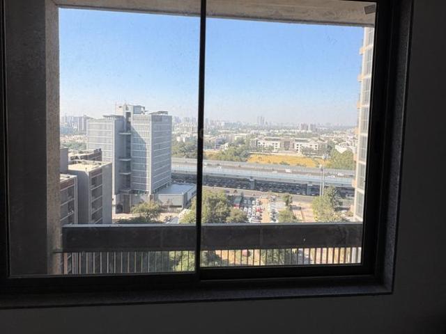 3 BHK Apartment in Sola for rent Ahmedabad. The reference number is 20113911