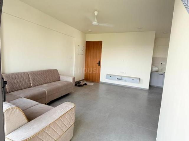 3 BHK Apartment in Sola for rent Ahmedabad. The reference number is 20348149