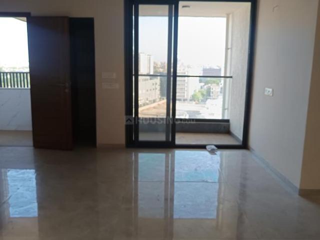 3 BHK Apartment in Sola for resale Ahmedabad. The reference number is 20268102