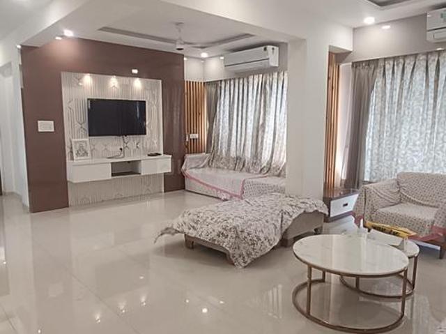 3 BHK Apartment in Somalwada for rent Nagpur. The reference number is 16572309