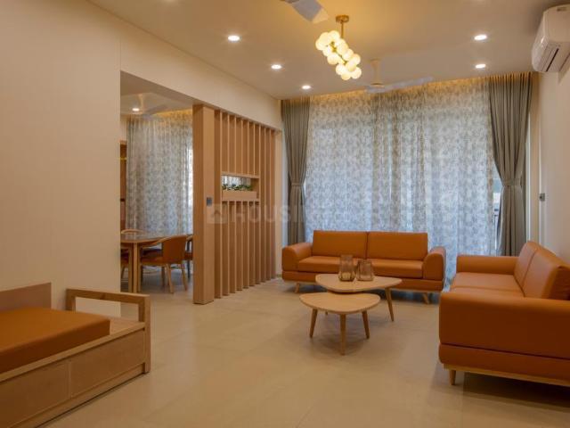 3 BHK Apartment in Satellite for rent Ahmedabad. The reference number is 6869893