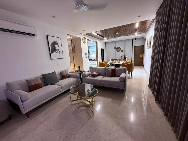 3 BHK Apartment in Satellite for rent Ahmedabad. The reference number is 19181607