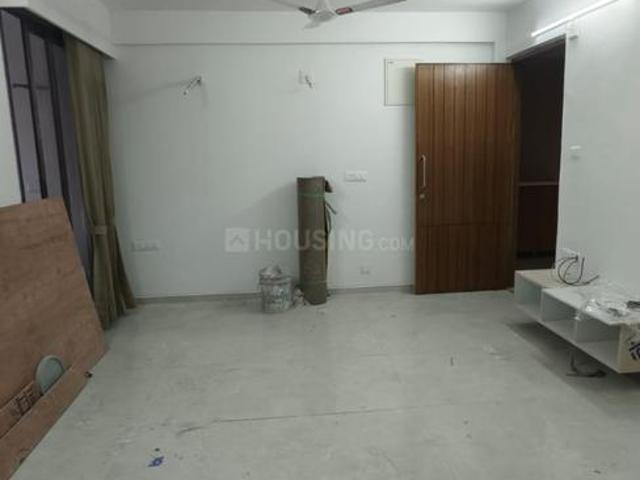 3 BHK Apartment in Satellite for rent Ahmedabad. The reference number is 19440394