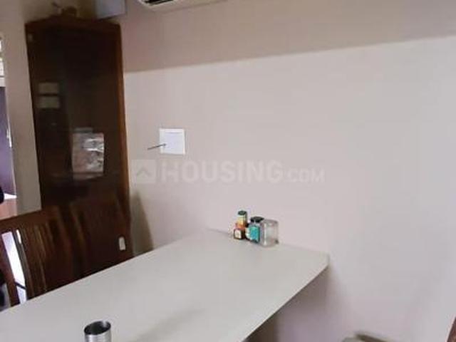 3 BHK Apartment in Satellite for rent Ahmedabad. The reference number is 19700325