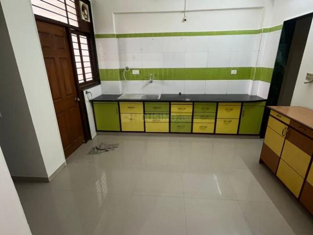 3 BHK Apartment in Satellite for rent Ahmedabad. The reference number is 19879856
