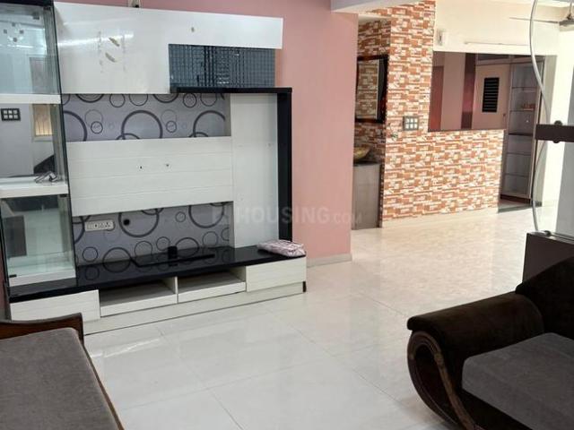 3 BHK Apartment in Satellite for rent Ahmedabad. The reference number is 20155781