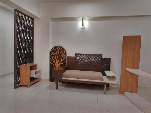 3 BHK Apartment in Satellite for rent Ahmedabad. The reference number is 20108258