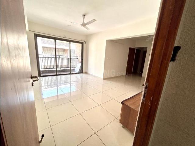 3 BHK Apartment in Satellite for rent Ahmedabad. The reference number is 20295801