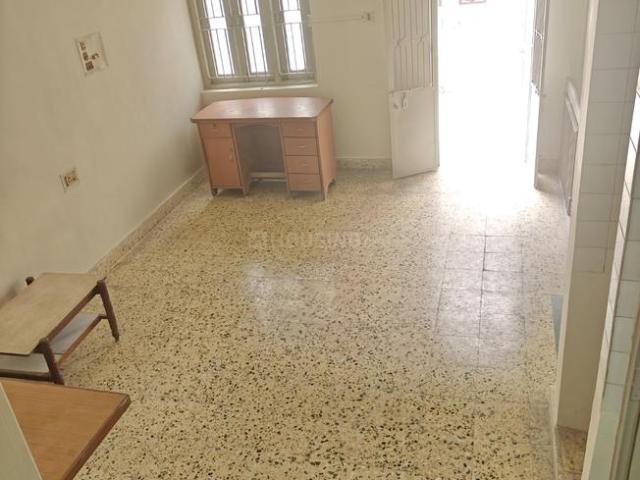3 BHK Apartment in Satellite for rent Ahmedabad. The reference number is 20493700