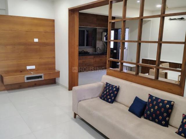 3 BHK Apartment in Satellite for rent Ahmedabad. The reference number is 20890500