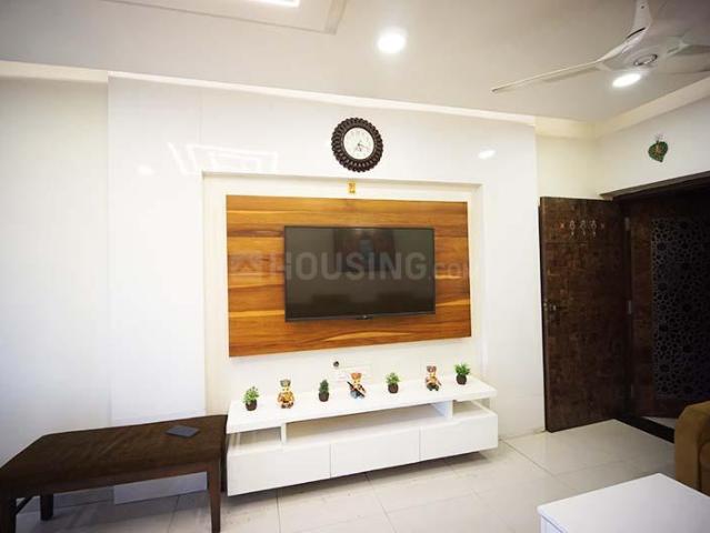 3 BHK Apartment in Satellite for resale Ahmedabad. The reference number is 19040098