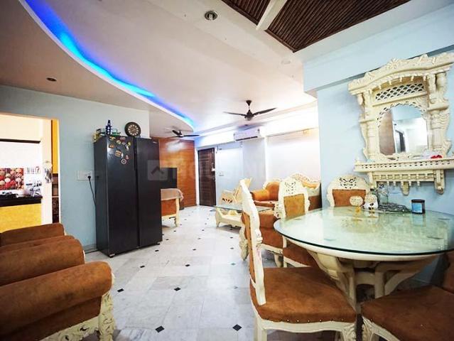 3 BHK Apartment in Satellite for resale Ahmedabad. The reference number is 20152501