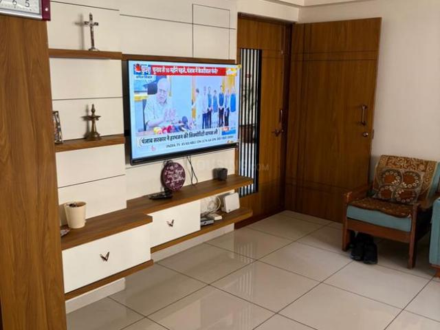 3 BHK Apartment in Satellite for resale Ahmedabad. The reference number is 20301317