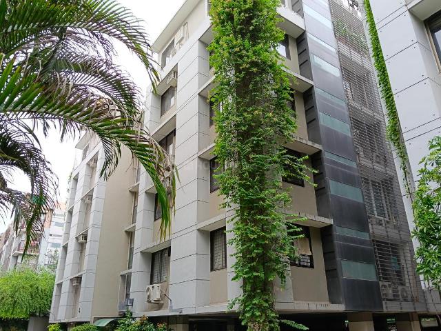 3 BHK Apartment in Satellite for resale Ahmedabad. The reference number is 20837407