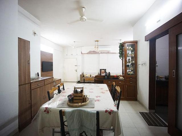 3 BHK Apartment in Satellite for resale Ahmedabad. The reference number is 20919899