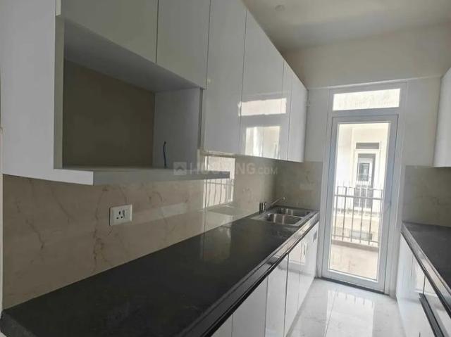 3 BHK Apartment in Sahara Estate for rent Gorakhpur. The reference number is 20141004