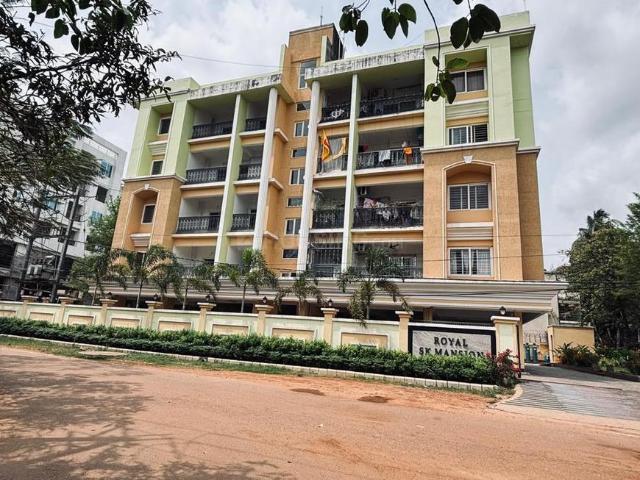 3 BHK Apartment in Saheed Nagar for resale Bhubaneswar. The reference number is 20904757