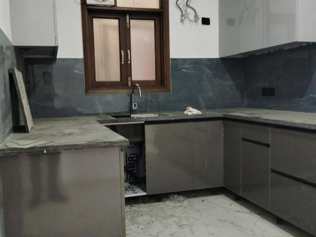 3 BHK Apartment in Said Ul Ajaib for resale New Delhi. The reference number is 15984248